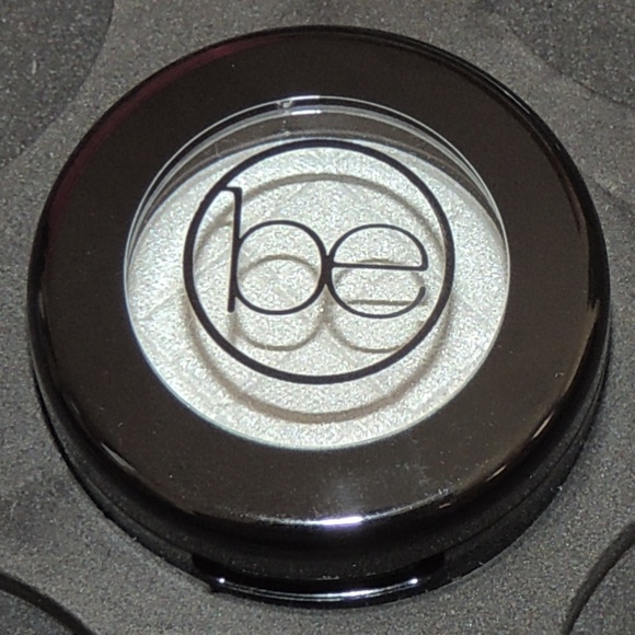 beauticontrol Other - Beauticontrol color impact eyeshadow - Titanium beauticontrol Other - Beauticontrol color impact eyeshadow - Titanium
